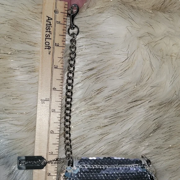 Coach Poppy Limited Edition Silver Sequin Micro Bag - Picture 16 of 16